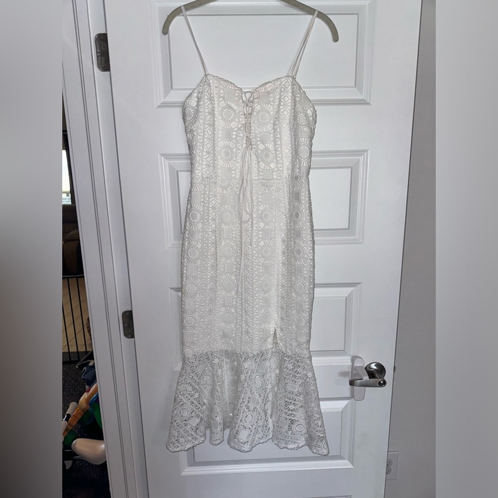 White lace dress